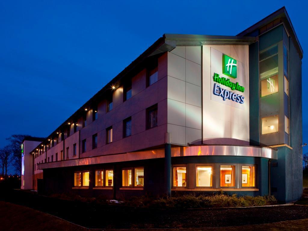 Holiday Inn Express Dunfermline, An Ihg Hotel Extérieur photo